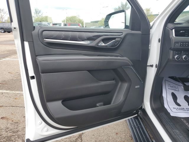 Used 2023 GMC Yukon Denali AWD/4WD image 22