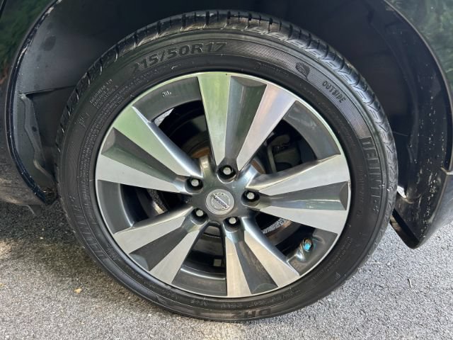 Used 2015 Nissan Leaf SL FWD image 35