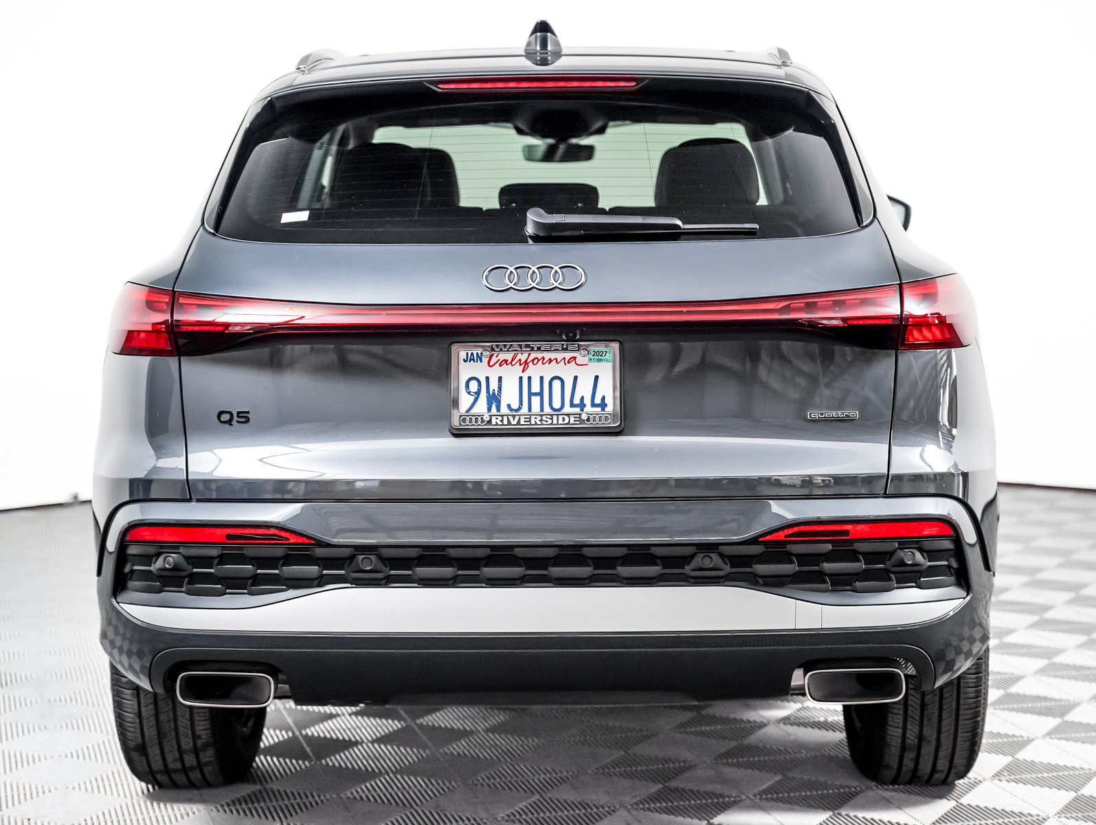 Certified 2025 Audi Q5 Premium w/ Convenience Package AWD/4WD image 11