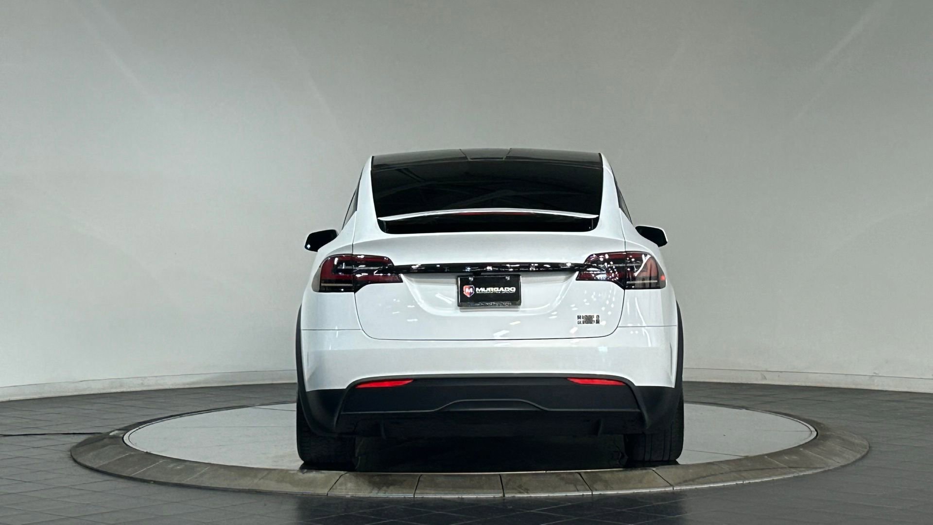 Used 2023 Tesla Model X Plaid image 10