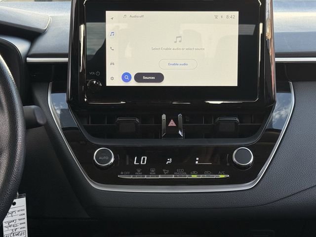 Used 2025 Toyota Corolla LE image 17