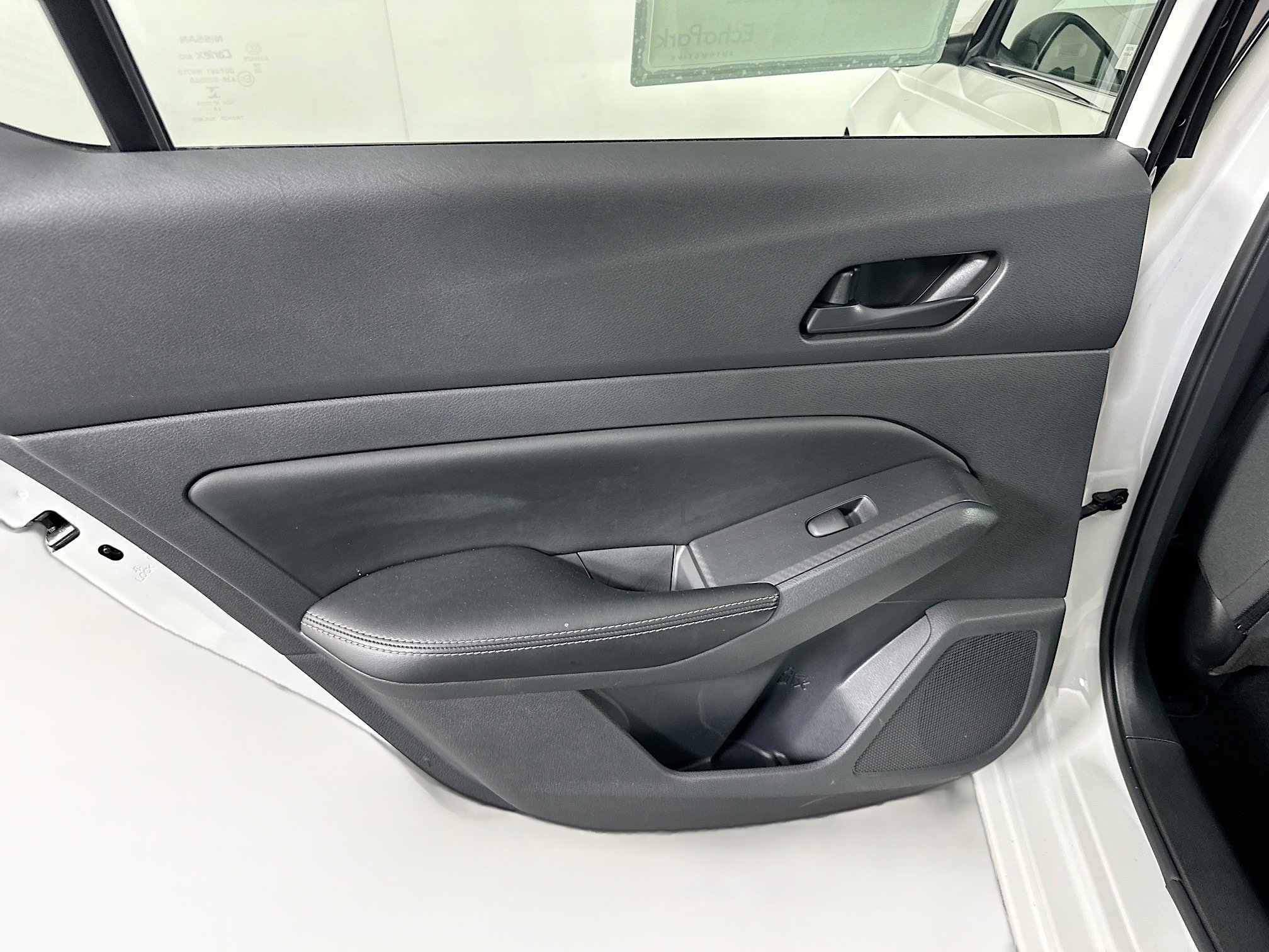 Used 2025 Nissan Altima 2.5 SV image 25