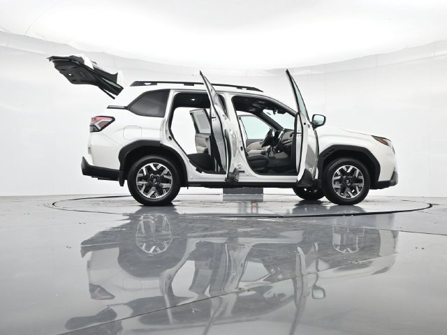 Used 2026 Subaru Forester Premium w/ Base/Premium Package AWD/4WD image 52