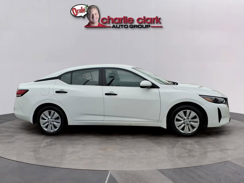 Used 2025 Nissan Sentra S image 6