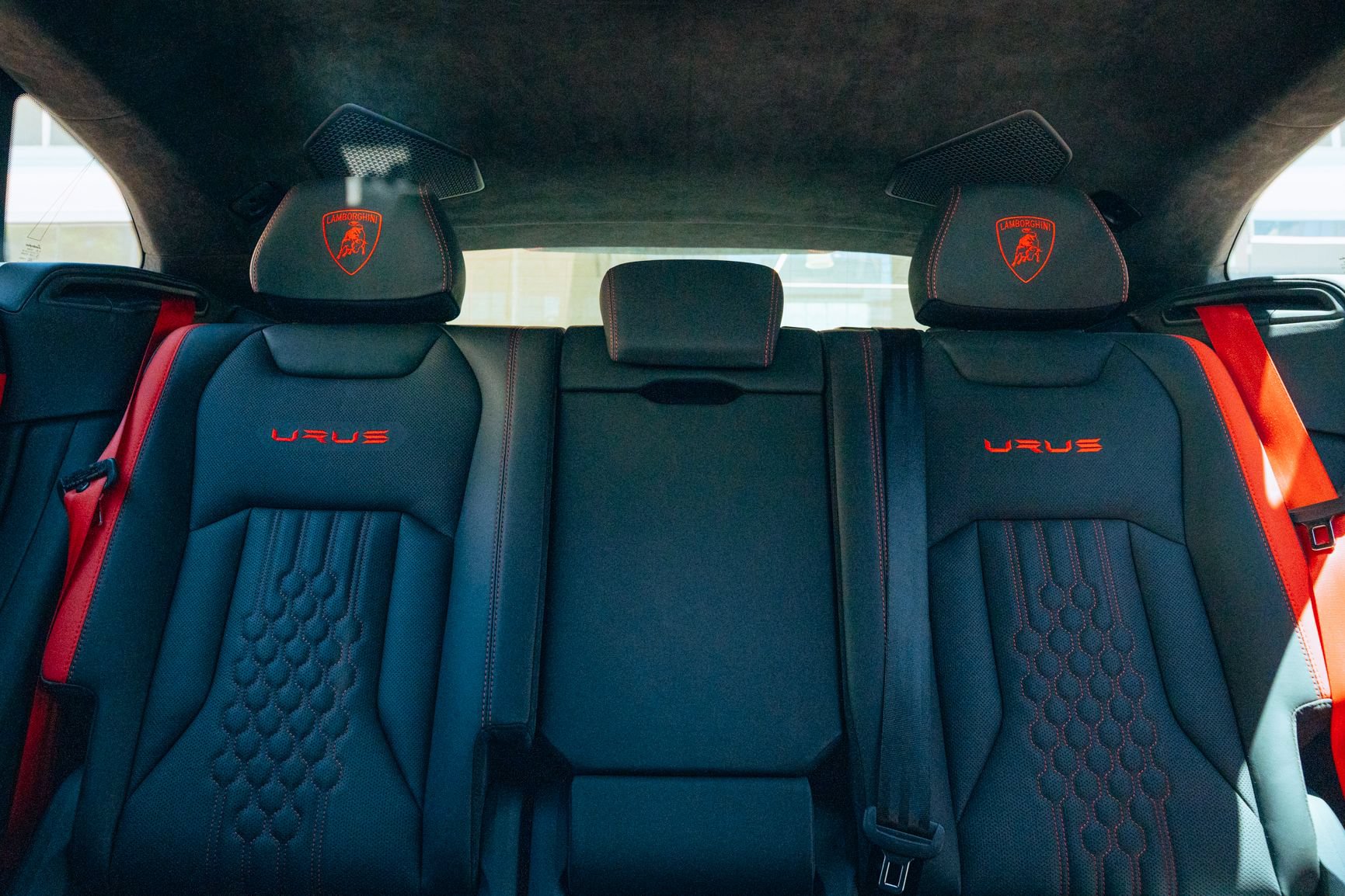 Used 2024 Lamborghini Urus S AWD/4WD image 6