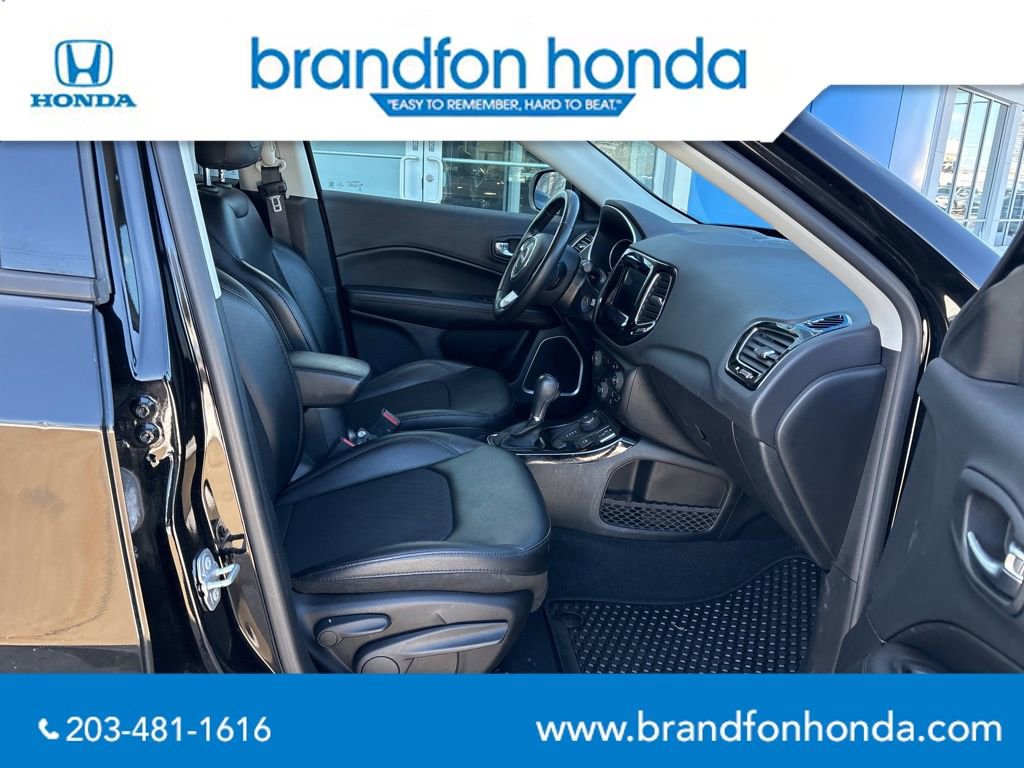 Used 2021 Jeep Compass Latitude image 27