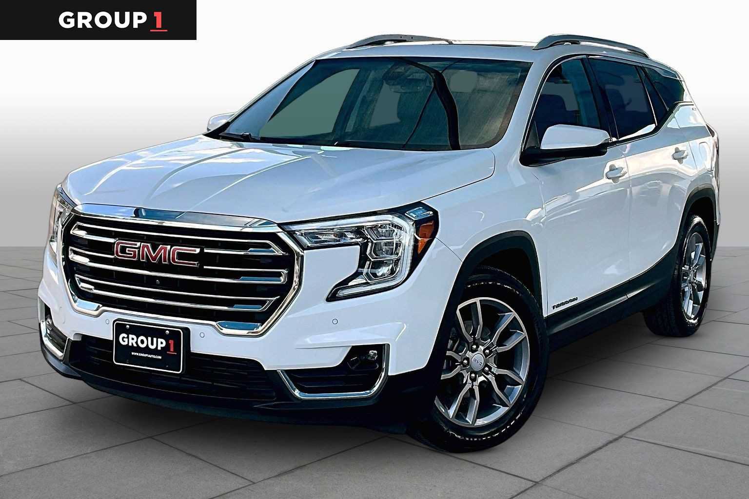 Used 2022 GMC Terrain SLT w/ Tech Package