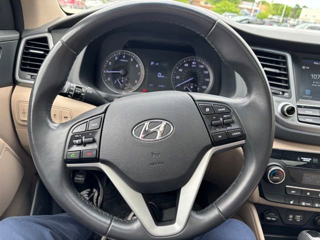 Used 2018 Hyundai Tucson Value AWD/4WD image 12