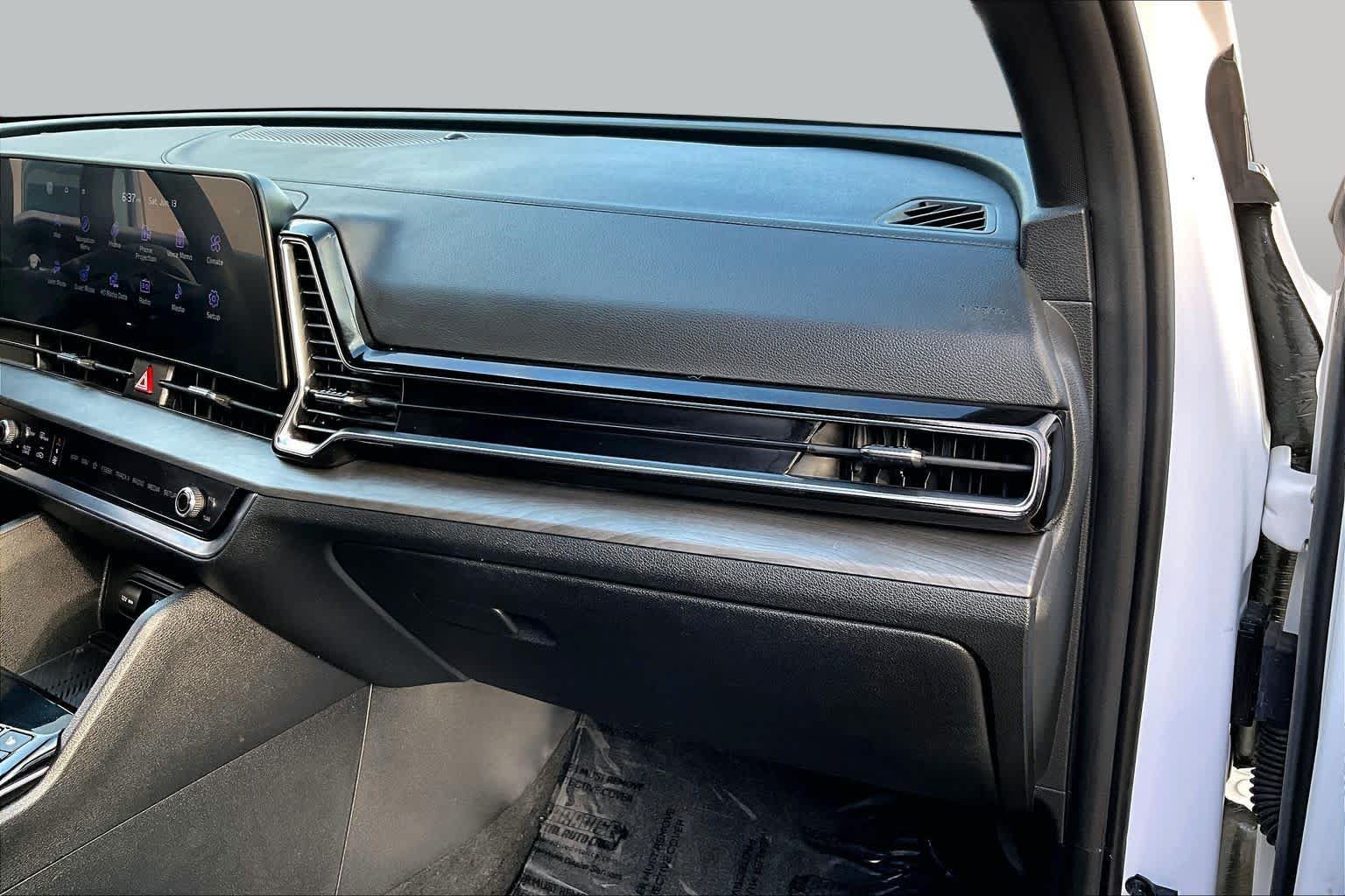 Used 2024 Kia Sportage X-Line w/ X-Line Premium Package AWD/4WD image 19