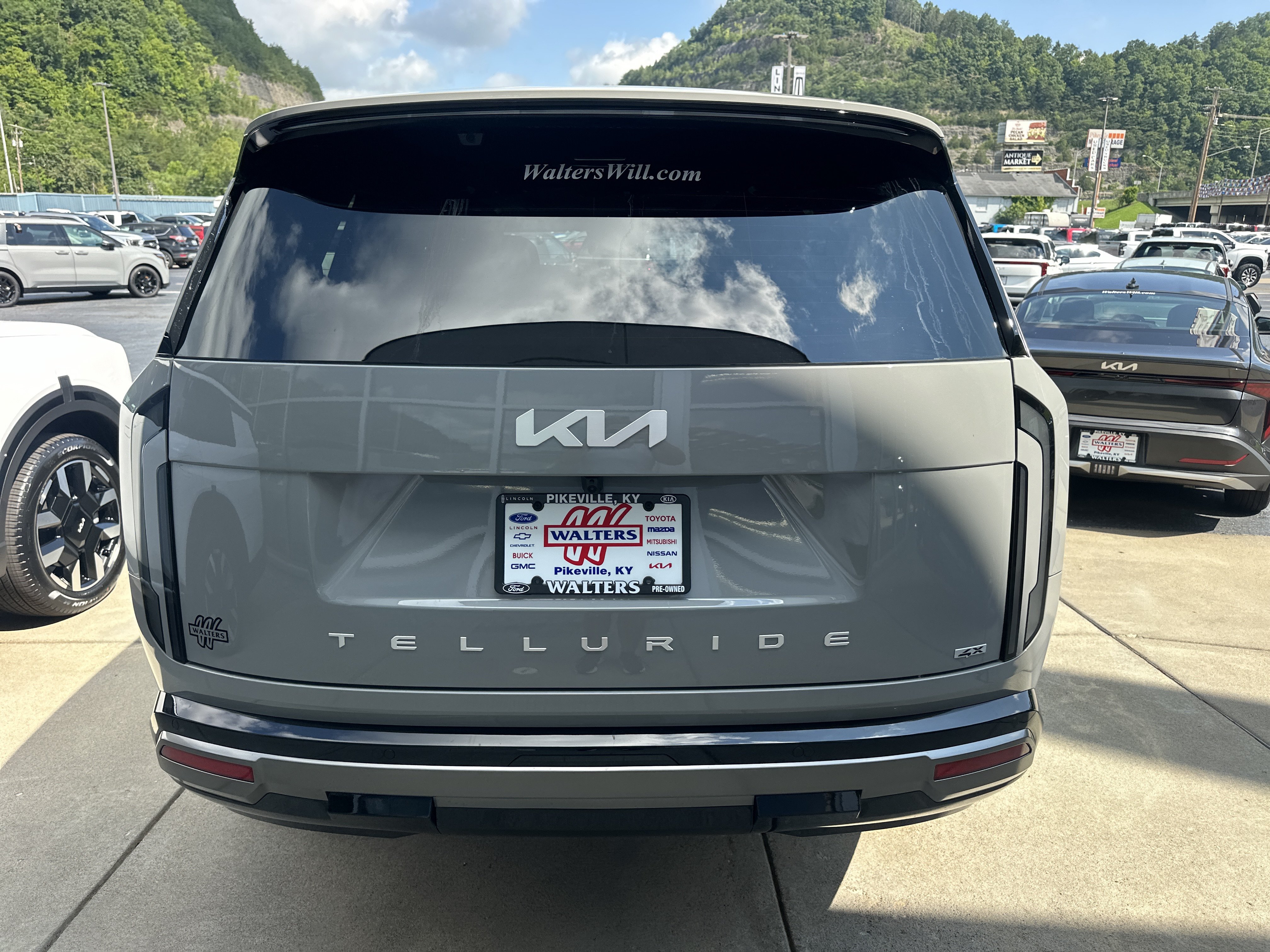 New 2027 Kia Telluride SX Prestige AWD/4WD image 3