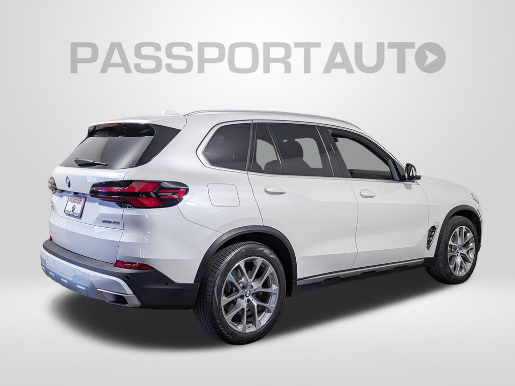 Certified 2024 BMW X5 xDrive40i w/ Premium Package AWD/4WD image 7