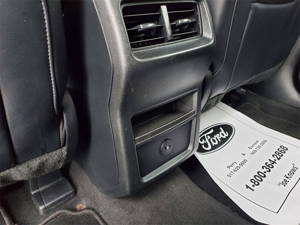 Used 2024 Ford Edge SEL image 27