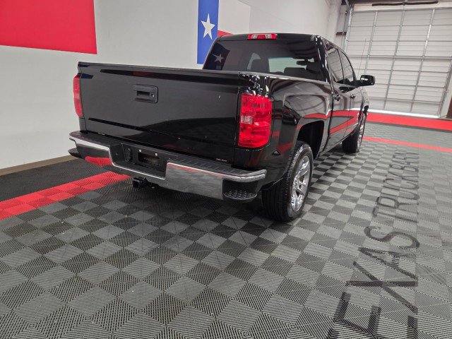 Used 2018 Chevrolet Silverado 1500 LT w/ LT Eassist Package AWD/4WD image 19