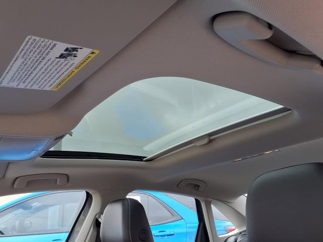 Used 2026 Volkswagen Jetta SE FWD image 9