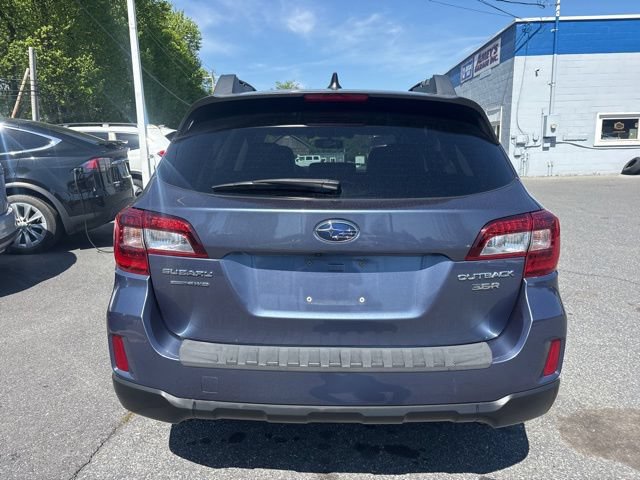 Used 2016 Subaru Outback 3.6R Limited AWD/4WD image 5