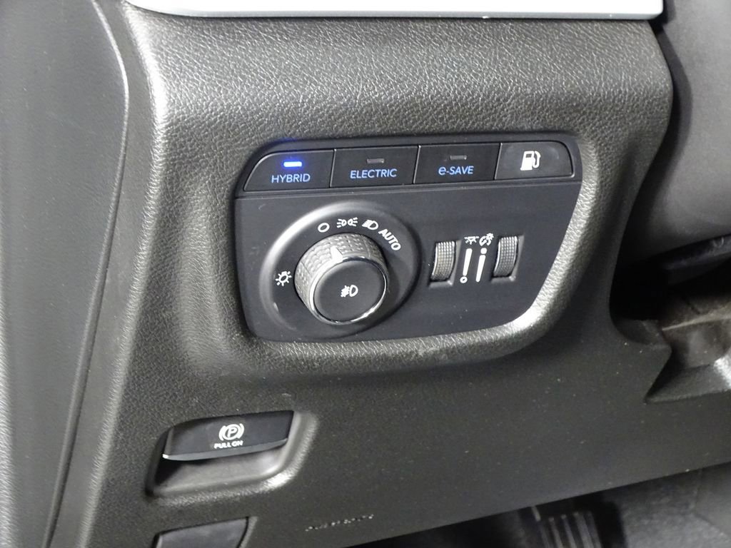 Used 2023 Jeep Grand Cherokee 4WD 4xe image 22