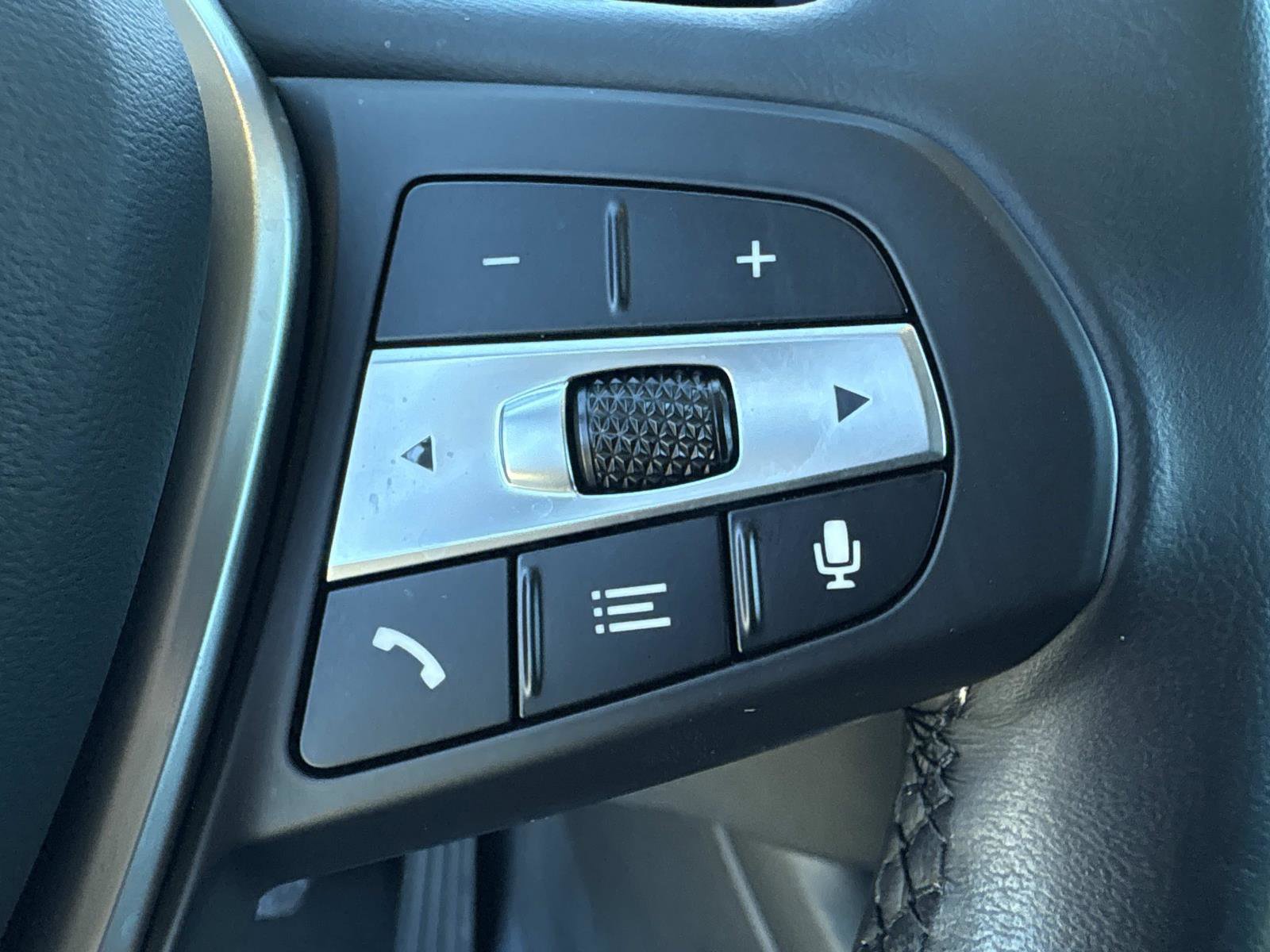 Used 2024 BMW 330i Sedan image 29