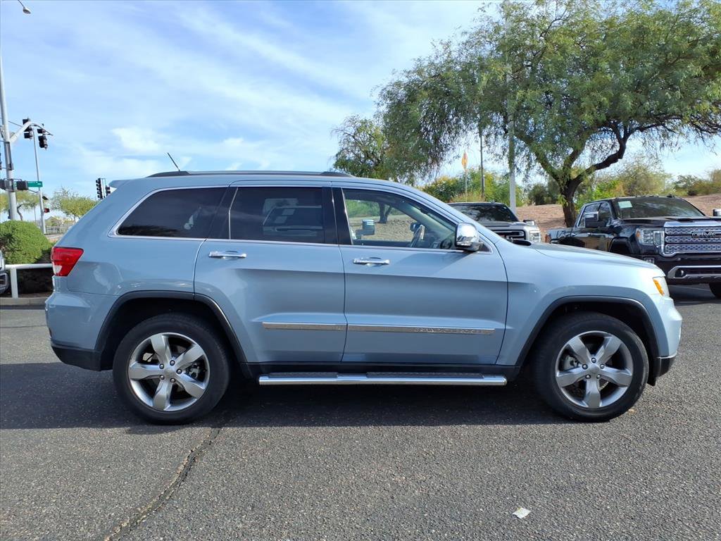 Used 2012 Jeep Grand Cherokee Overland w/ Mopar Chrome Edition Group image 4