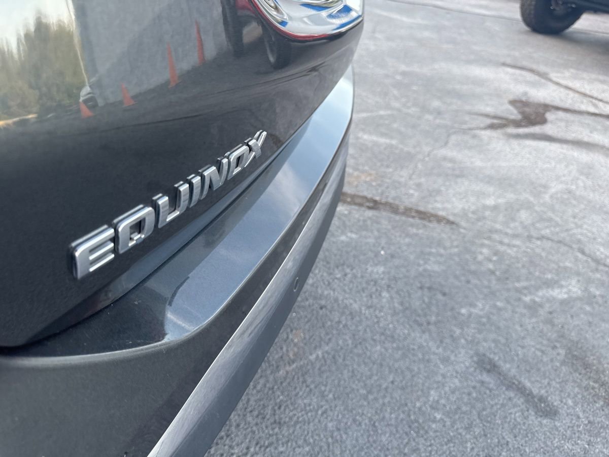 Used 2020 Chevrolet Equinox LT FWD image 12