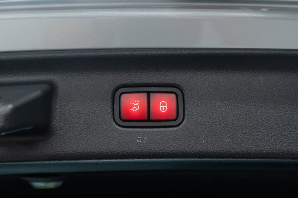 Used 2023 Mercedes-Benz S 580 4MATIC Sedan w/ AMG Line image 50