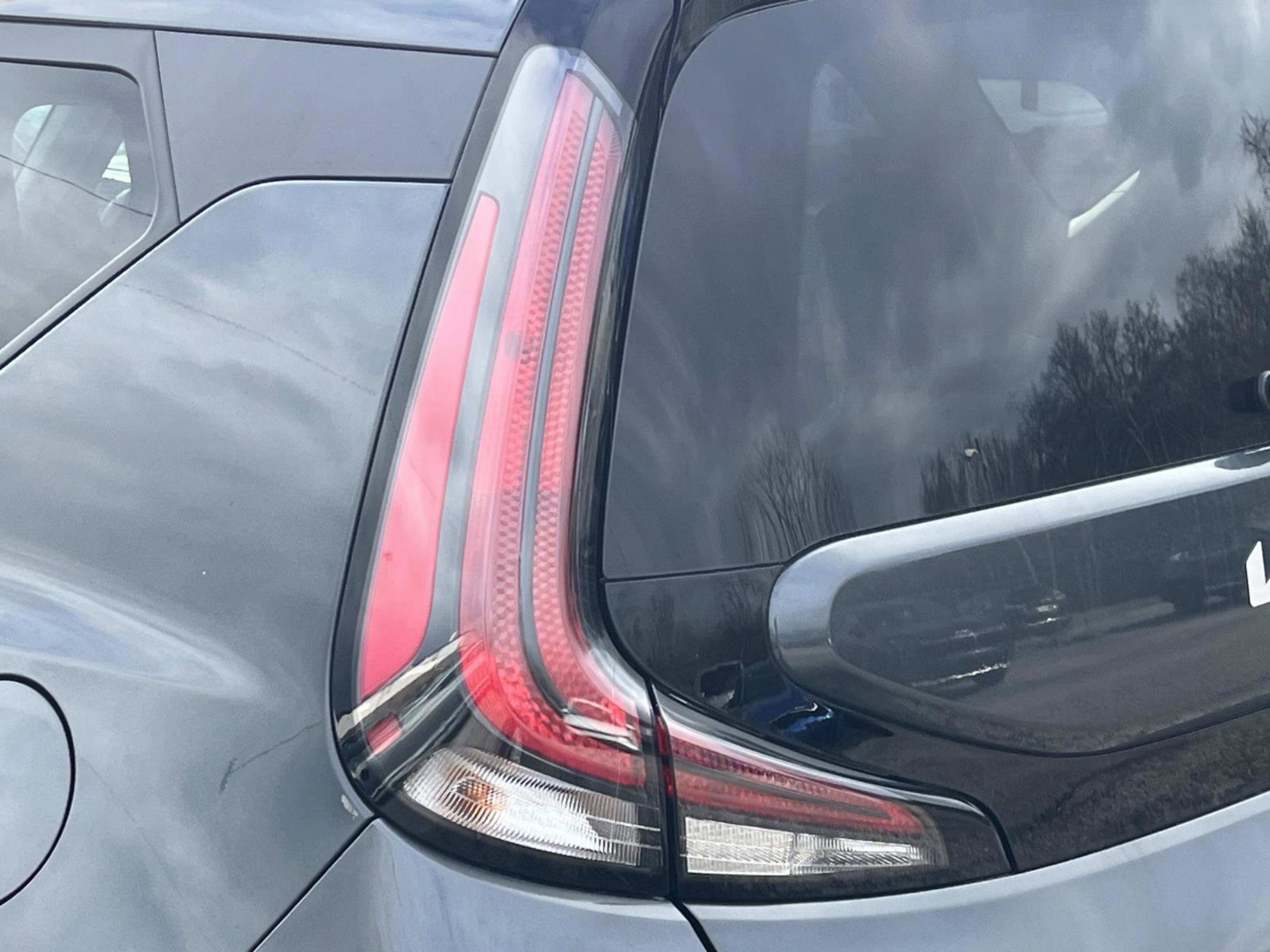 New 2025 Kia Soul LX w/ LX Technology Package image 10