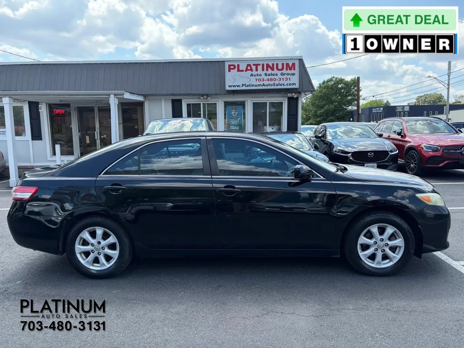 Used 2010 Toyota Camry FWD image 2