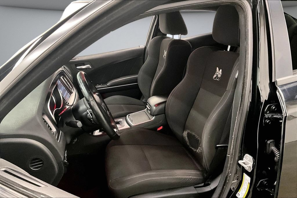 Used 2018 Dodge Charger R/T Scat Pack RWD image 21