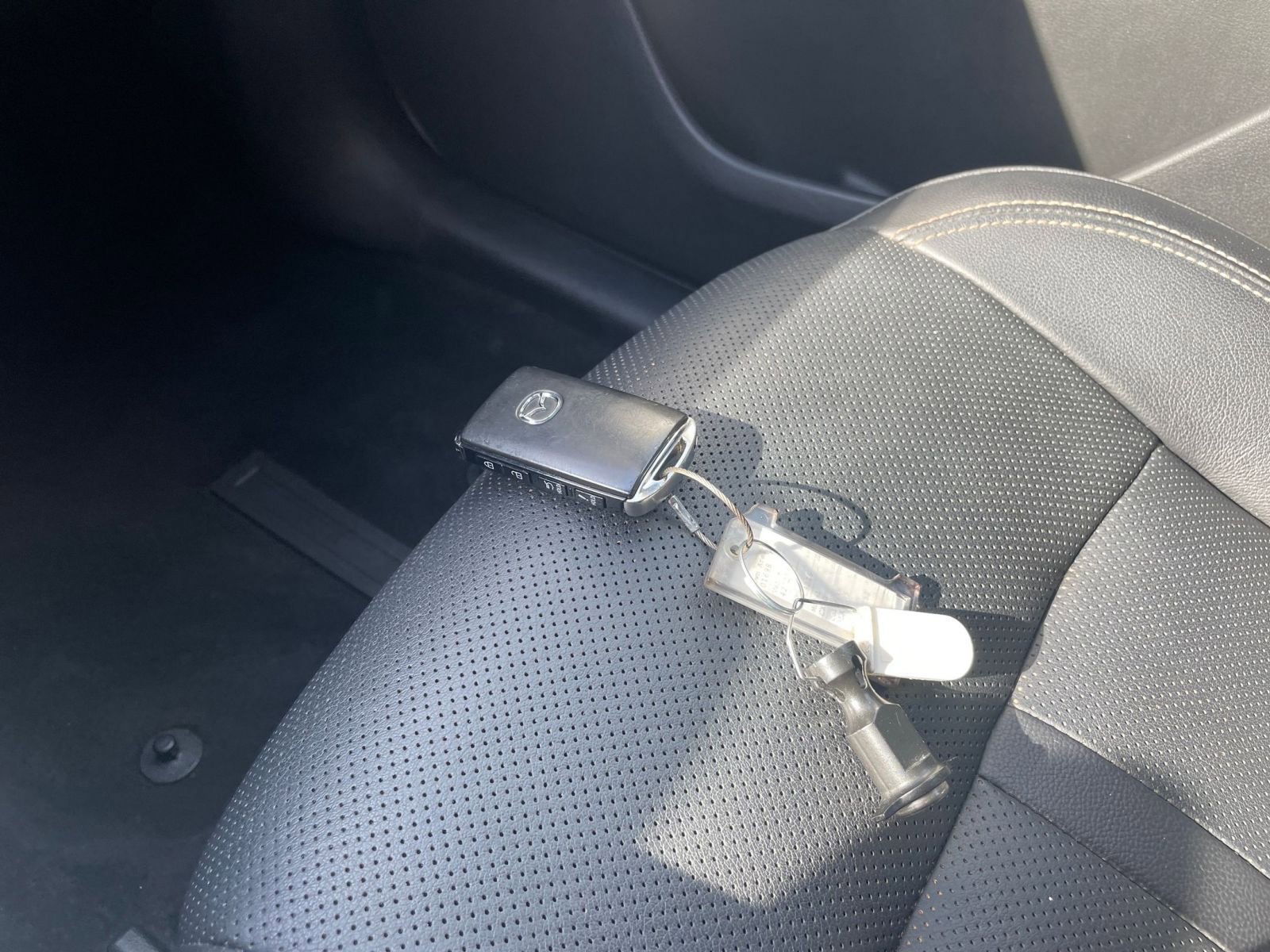 Used 2025 MAZDA CX-70 3.3 Turbo w/ Preferred Package image 21