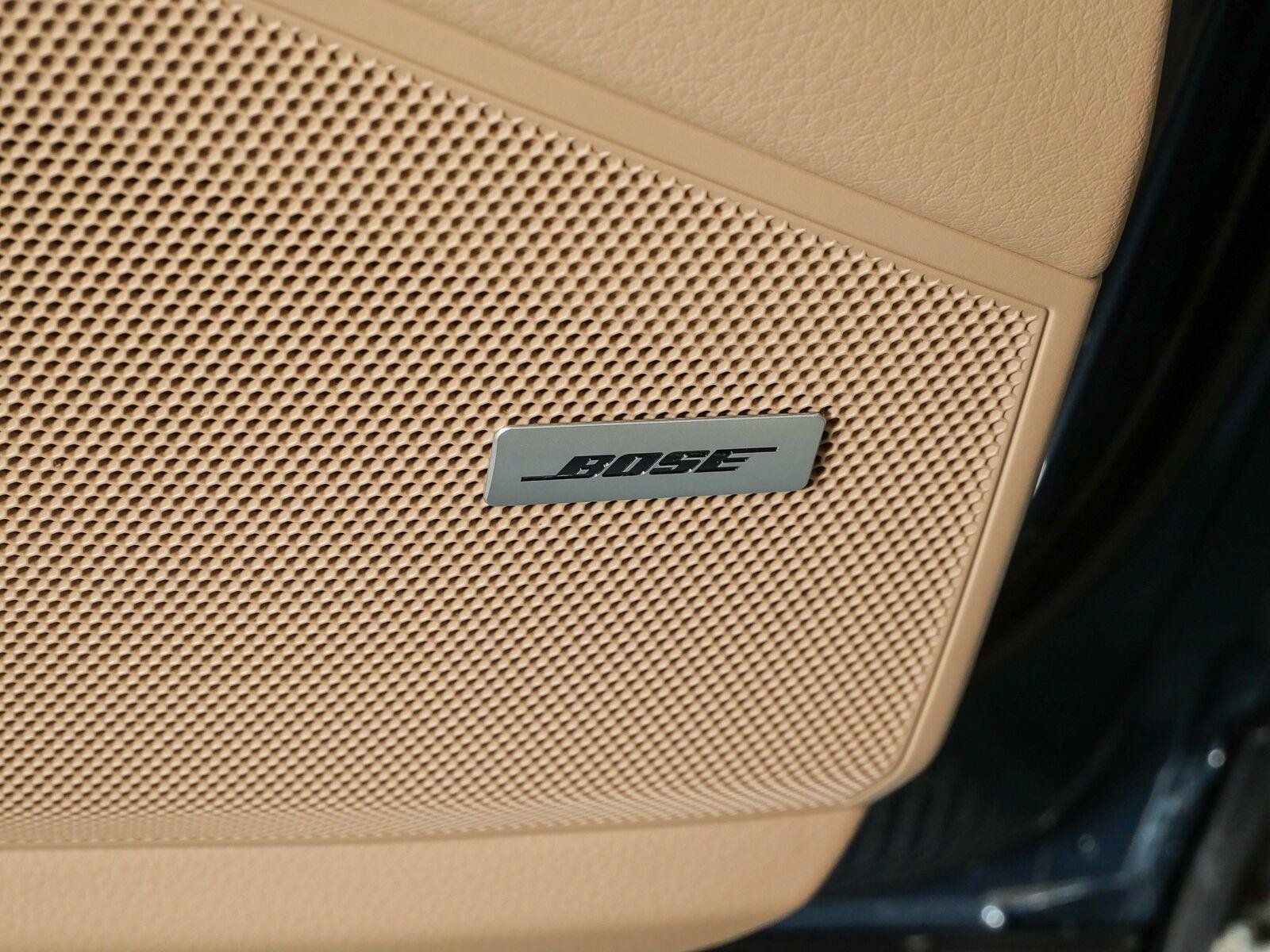 Certified 2020 Porsche Cayenne AWD/4WD image 7