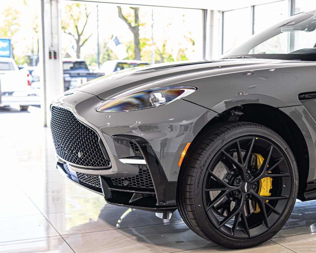 New 2026 Aston Martin DBX S AWD/4WD image 4