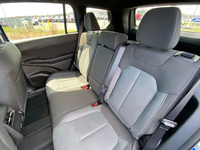 Used 2026 Jeep Cherokee Laredo AWD/4WD image 12