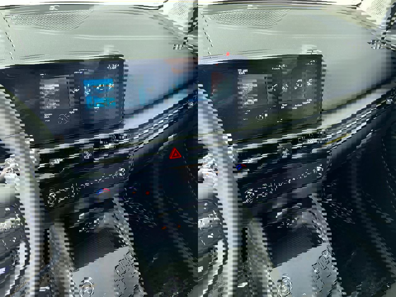 New 2026 Kia Sportage S image 25