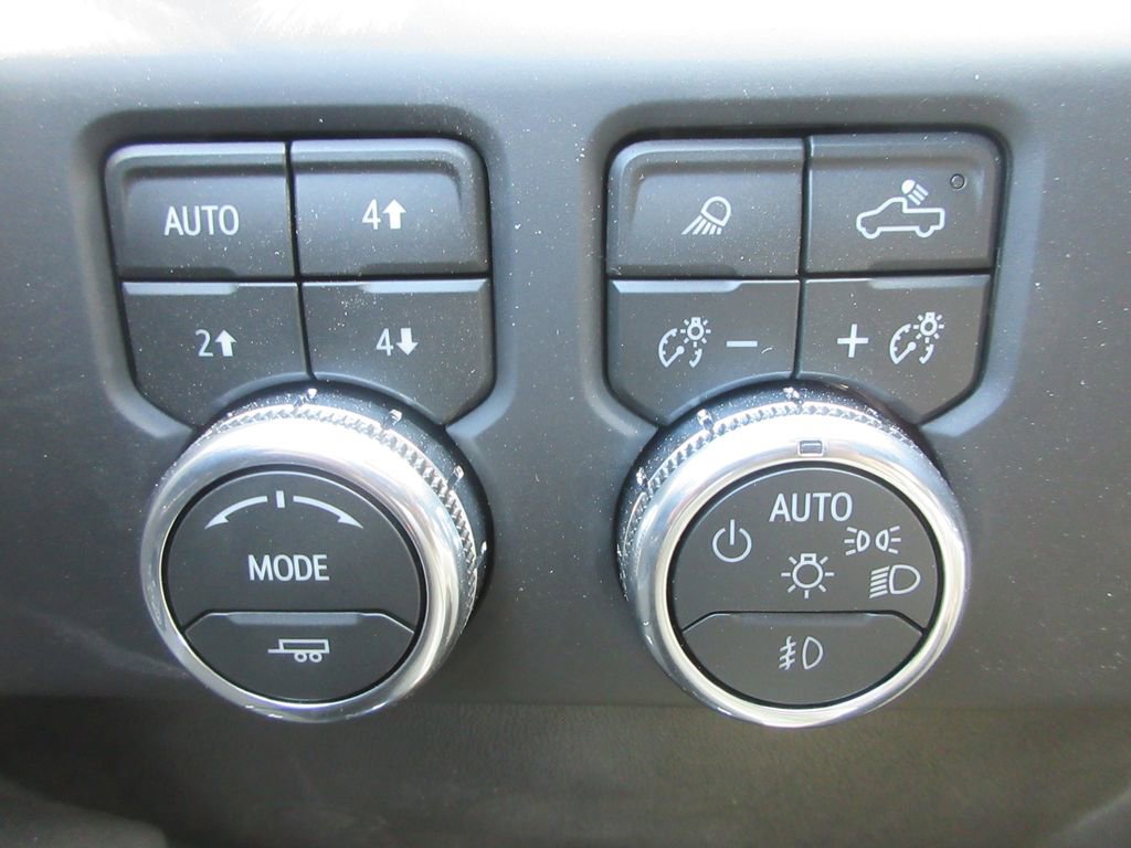 New 2026 GMC Sierra 1500 AT4 image 18