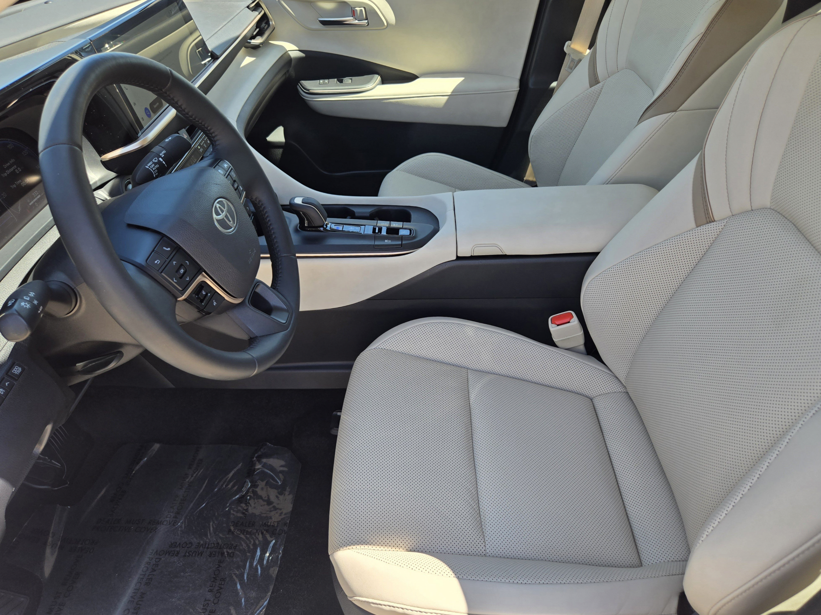 Used 2023 Toyota Crown AWD/4WD image 5