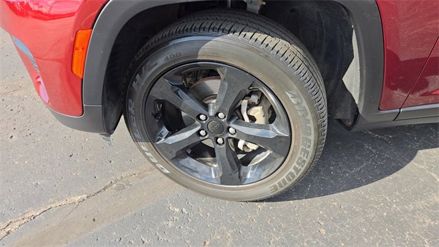 Certified 2023 Jeep Grand Cherokee Altitude image 3