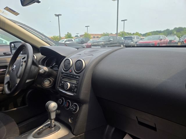 Used 2013 Nissan Rogue S AWD/4WD image 26