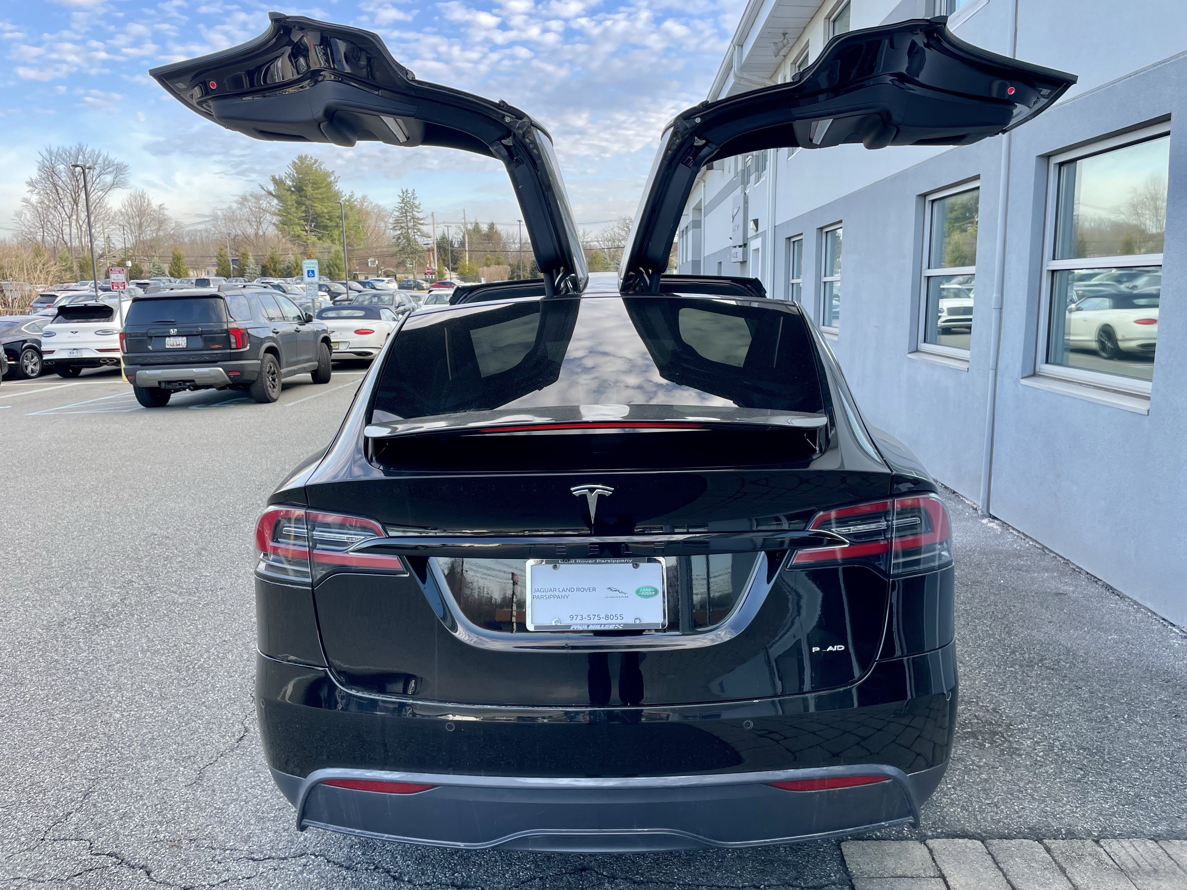 Used 2022 Tesla Model X Plaid image 41