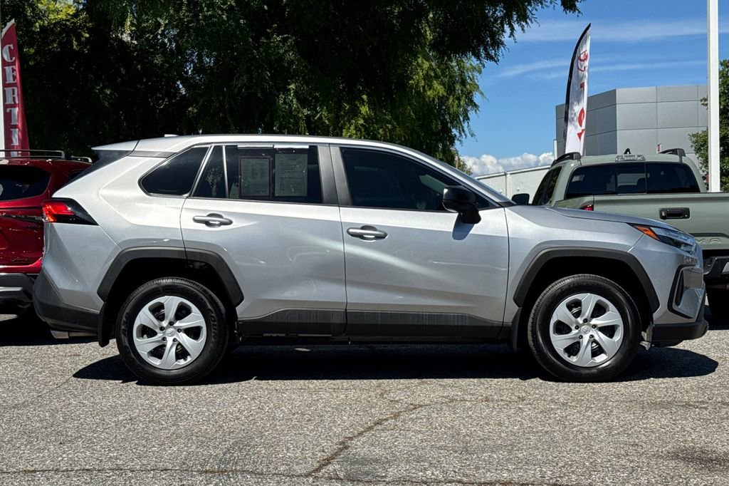 Certified 2025 Toyota RAV4 LE AWD/4WD image 2