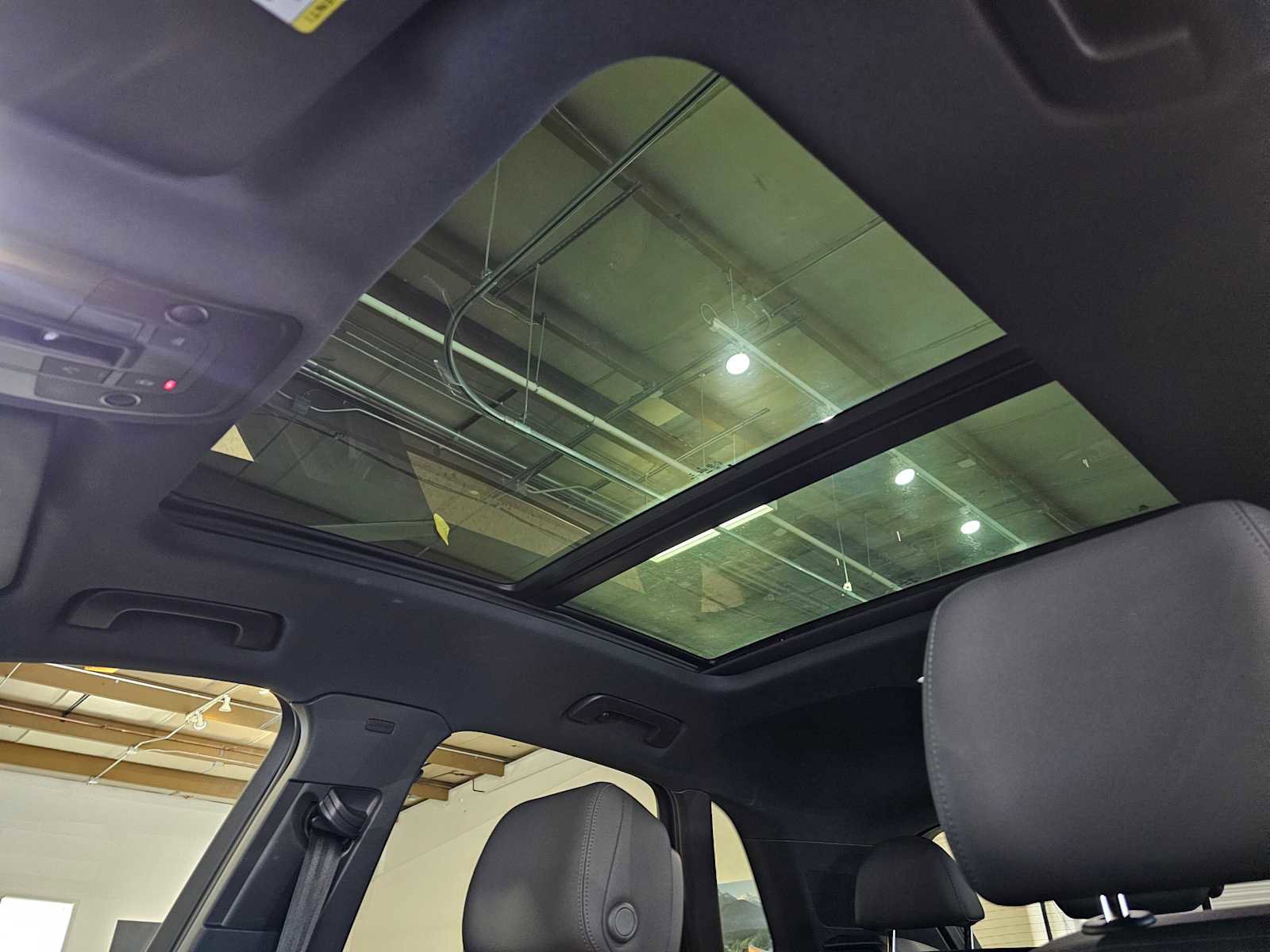 Used 2022 Audi Q3 2.0T Premium w/ Convenience Package image 24