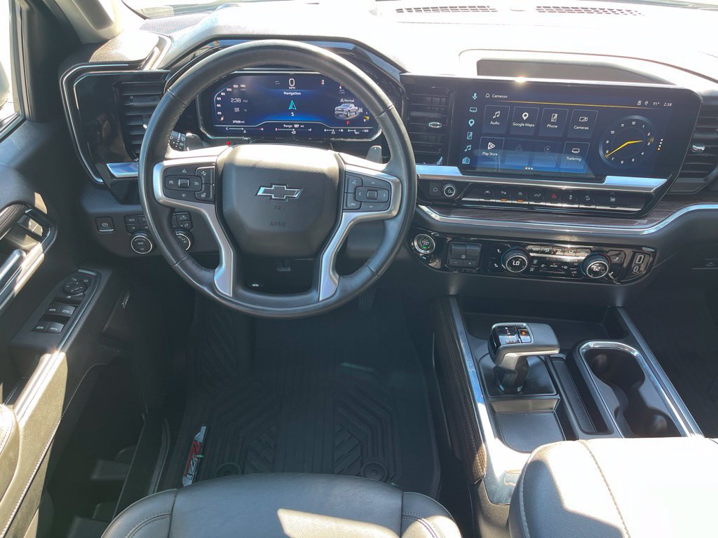 Used 2024 Chevrolet Silverado 1500 RST AWD/4WD image 14