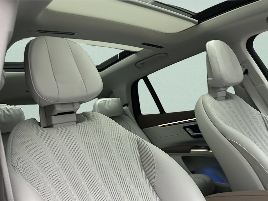 Used 2023 Mercedes-Benz EQS 580 4MATIC SUV image 19