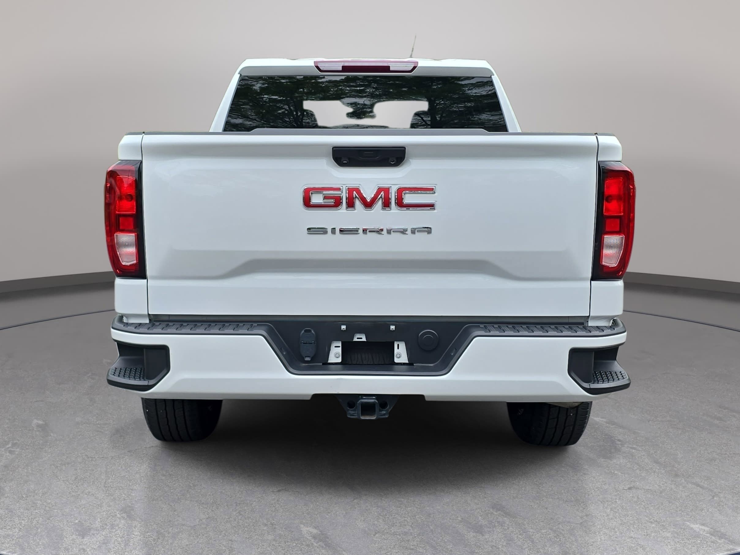 Used 2024 GMC Sierra 1500 Pro w/ Graphite Edition AWD/4WD image 6