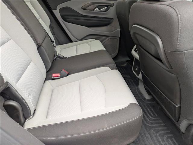 Used 2024 GMC Terrain SLE w/ Driver Convenience Package image 27