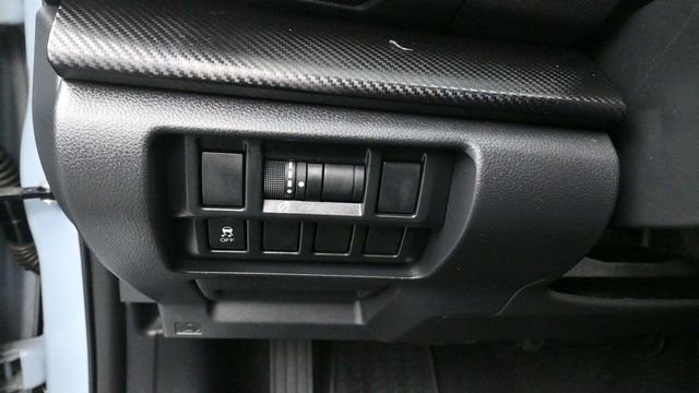 Used 2019 Subaru Crosstrek 2.0i Premium AWD/4WD image 23