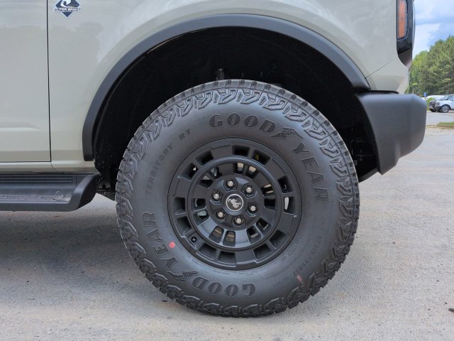 New 2026 Ford Bronco Outer Banks w/ Sasquatch Package AWD/4WD image 10