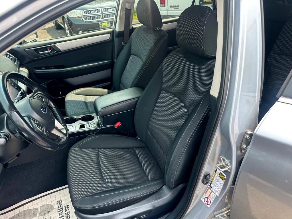 Used 2017 Subaru Outback 2.5i Premium image 15
