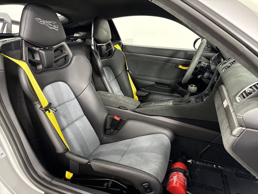 Certified 2024 Porsche 718 Cayman GT4 RS RWD image 23