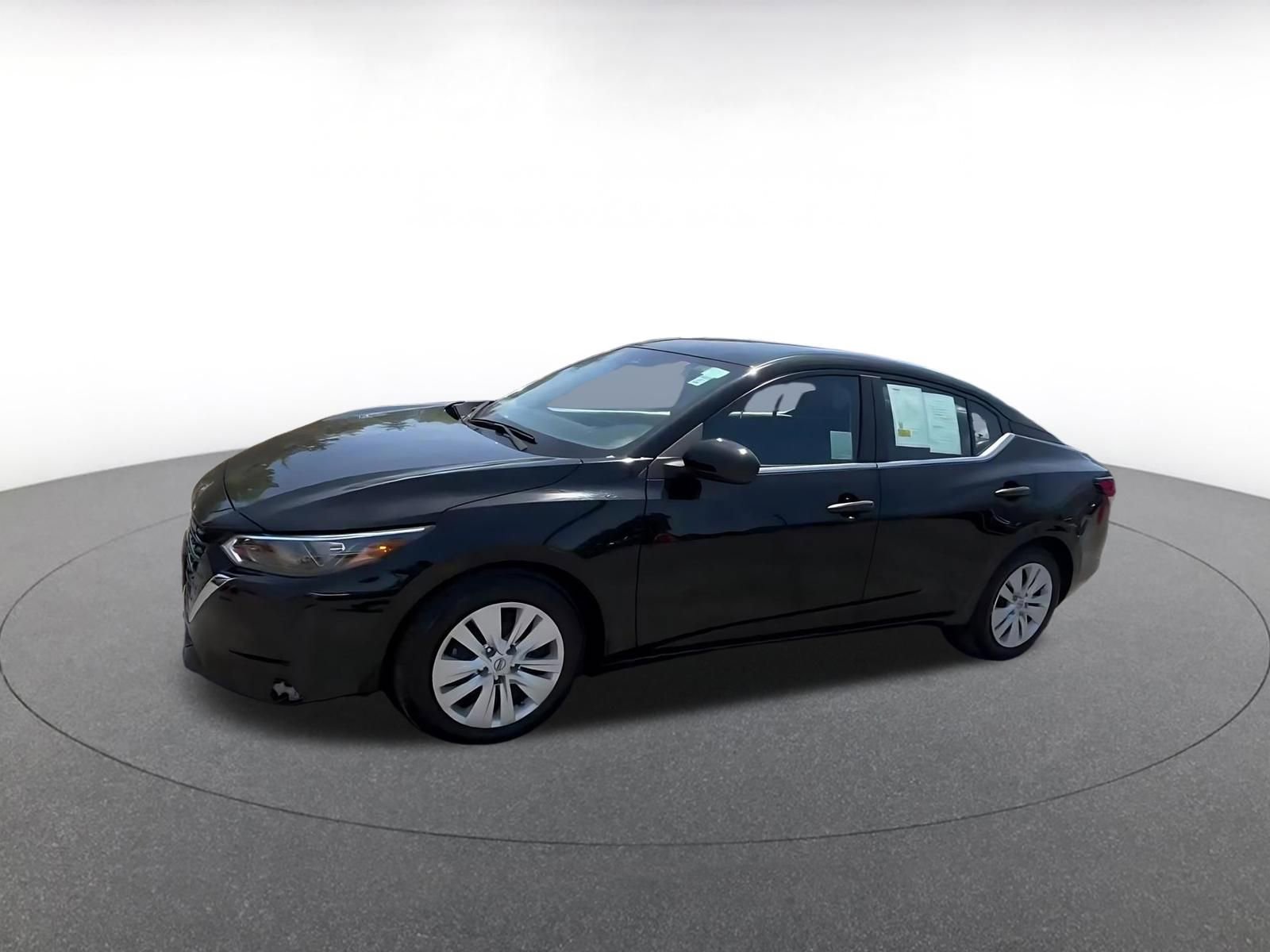 Used 2025 Nissan Sentra S FWD image 8