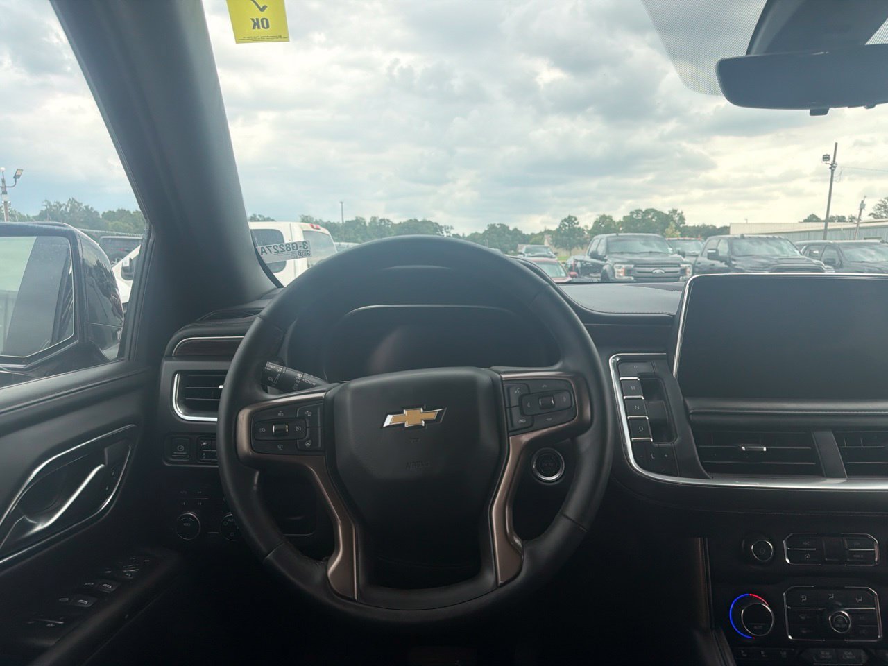 Used 2022 Chevrolet Tahoe High Country AWD/4WD image 11
