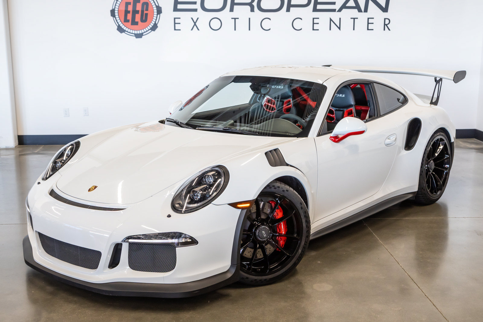 Used 2016 Porsche 911 GT3 RS RWD image 6